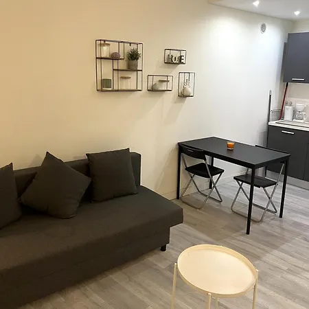 Апартаменты Chez Hugo Confortable Clim, Wifi, Parking, Centre Ville, Commerces, Port, Plages A Pieds